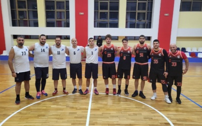 Sea Pioneer vs Costamare 38-56